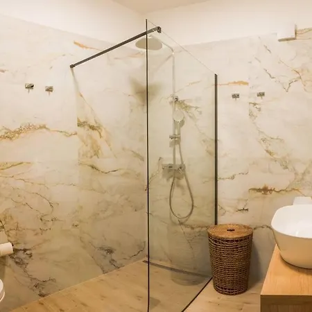 Apartamento Luksuzni Ribica U Samom Centru Grada *